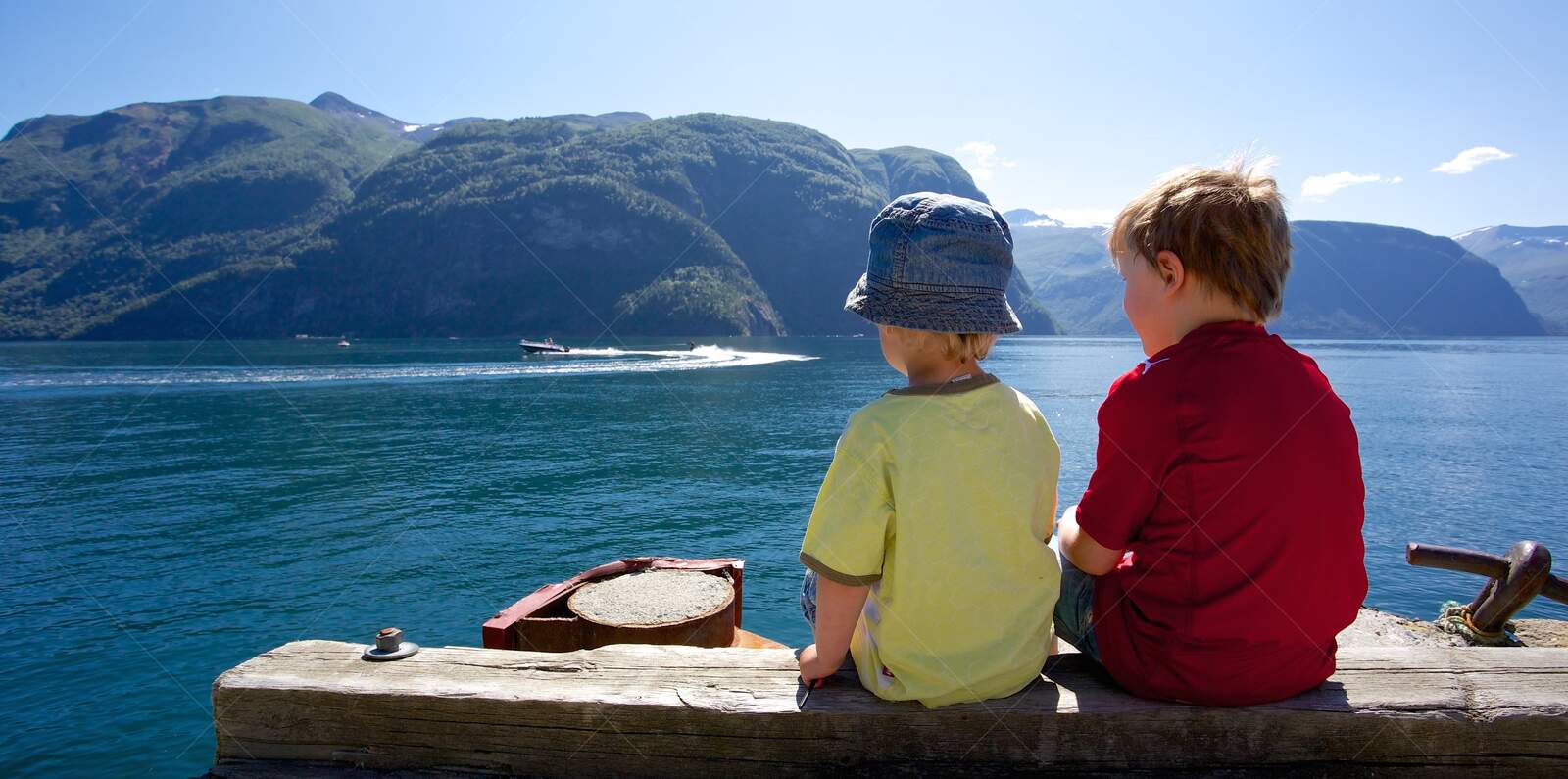 Boys on peir in Sylte